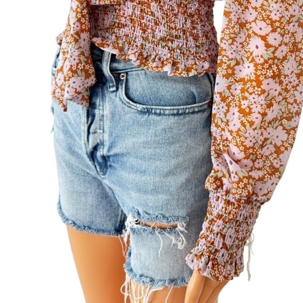 PacSun 90s Girlfriend High Waisted Distressed Size S Denim Shorts Light Wash S - Picture 11 of 13